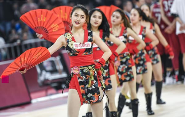 阿贾克斯回顾布林德生涯：333次出场，随队7次问鼎荷甲